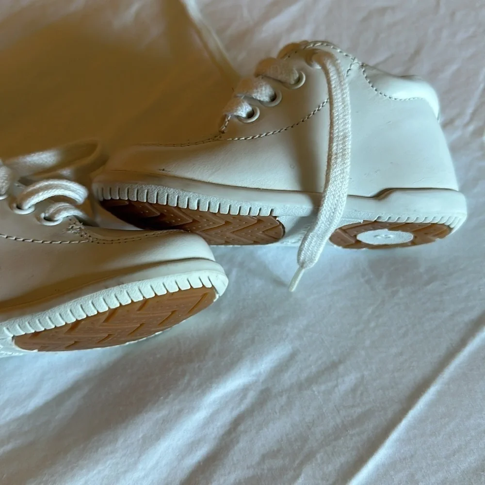 Smart Steps leather baby shoes size 3 like new